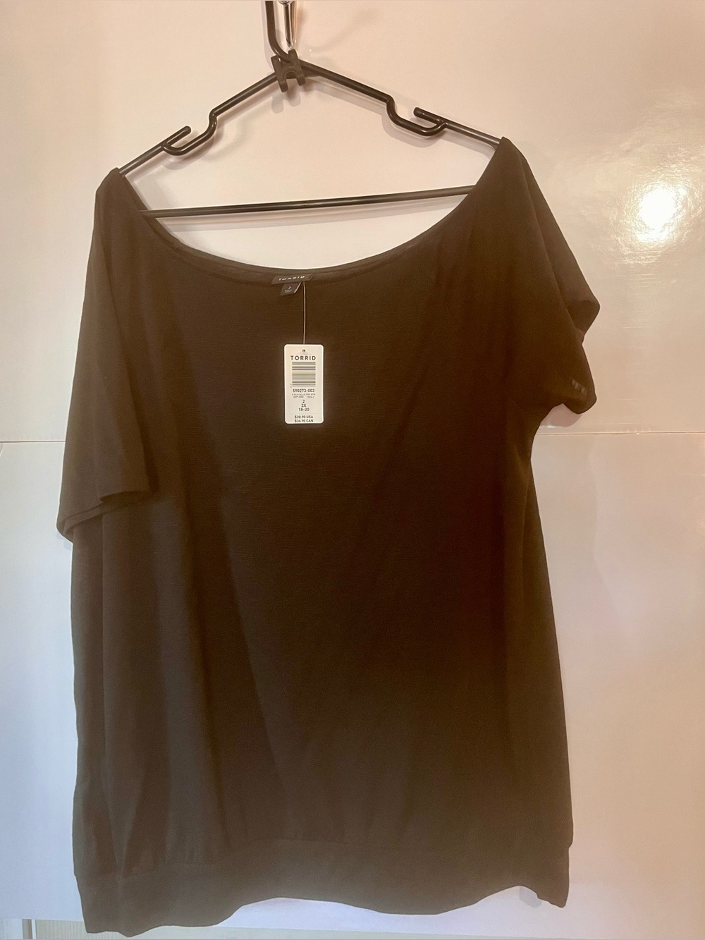 torrid Black Off-Shoulder Scoop Neck Tee